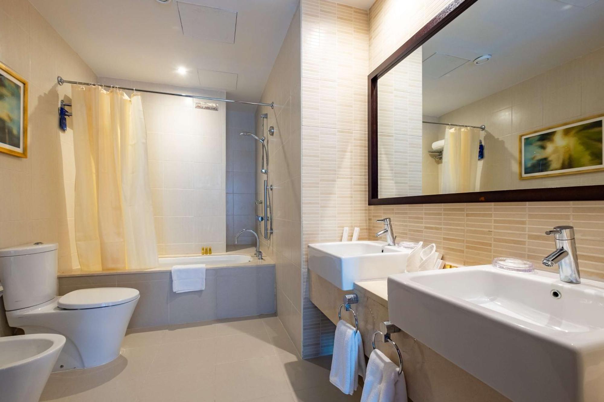 Junior Suite mit Balkon und Meerblick